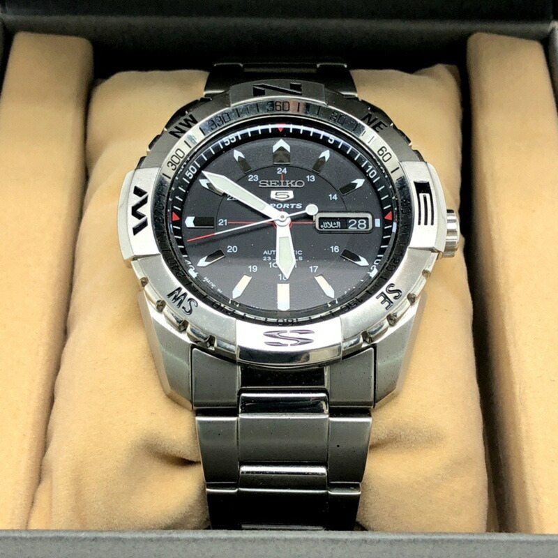 精工5號運動系列自動機械錶，黑色錶盤，型號SNZJ05J1，男士款，進口，不鏽鋼錶殼，100公尺防水，適合日常配戴-8