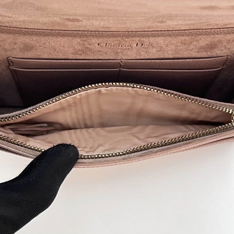 DIOR Diorma盾牌 woc粉色鏈條包19*12*3 99新配件塵袋-4