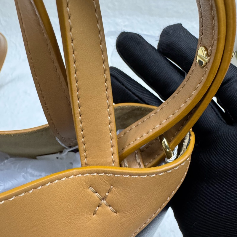 Loewe 拼色puzzle小號摺紙包 Fold tote-8