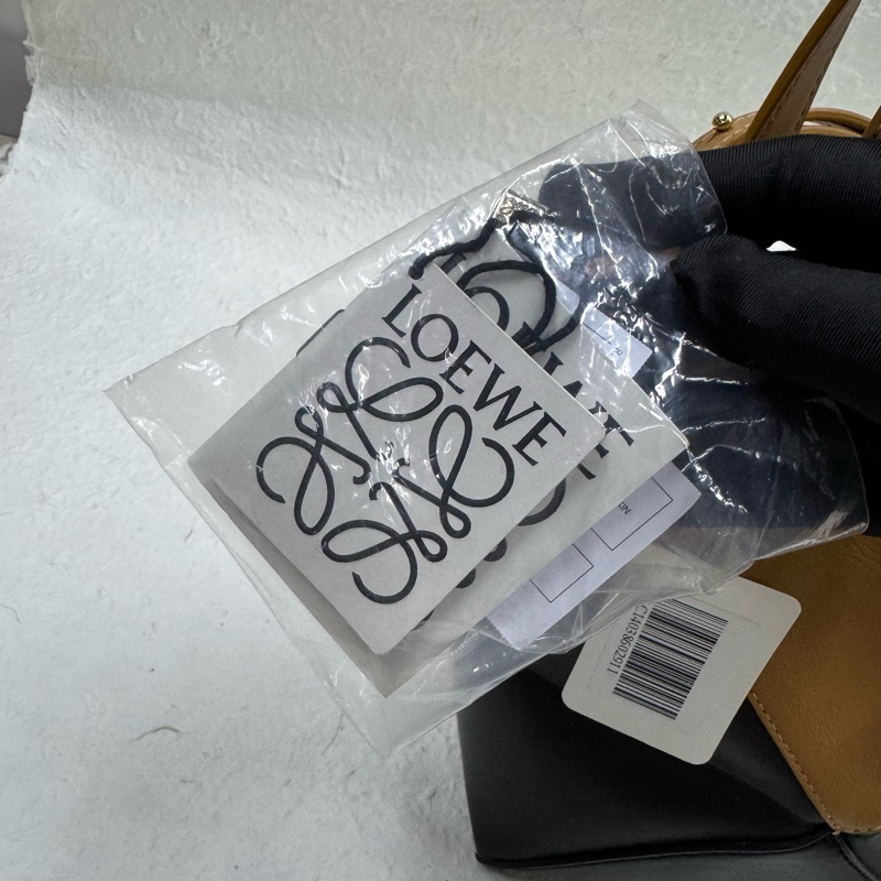 Loewe 拼色puzzle小號摺紙包 Fold tote-16