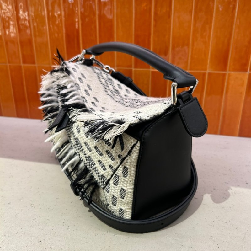 🎊佳節特賣🎁Loewe 小款拚色紡織皮革限量款Puzzle 包-3