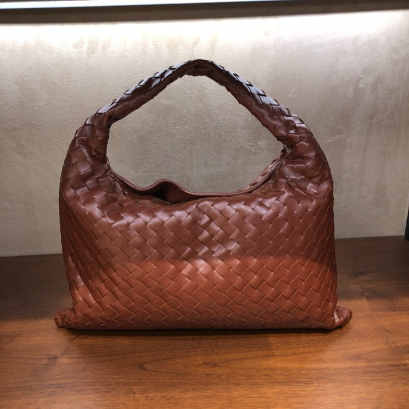 🎊佳節特賣🎁Bottega Veneta 796262 小款皮革 Hop 編織包 紅木色﻿-2