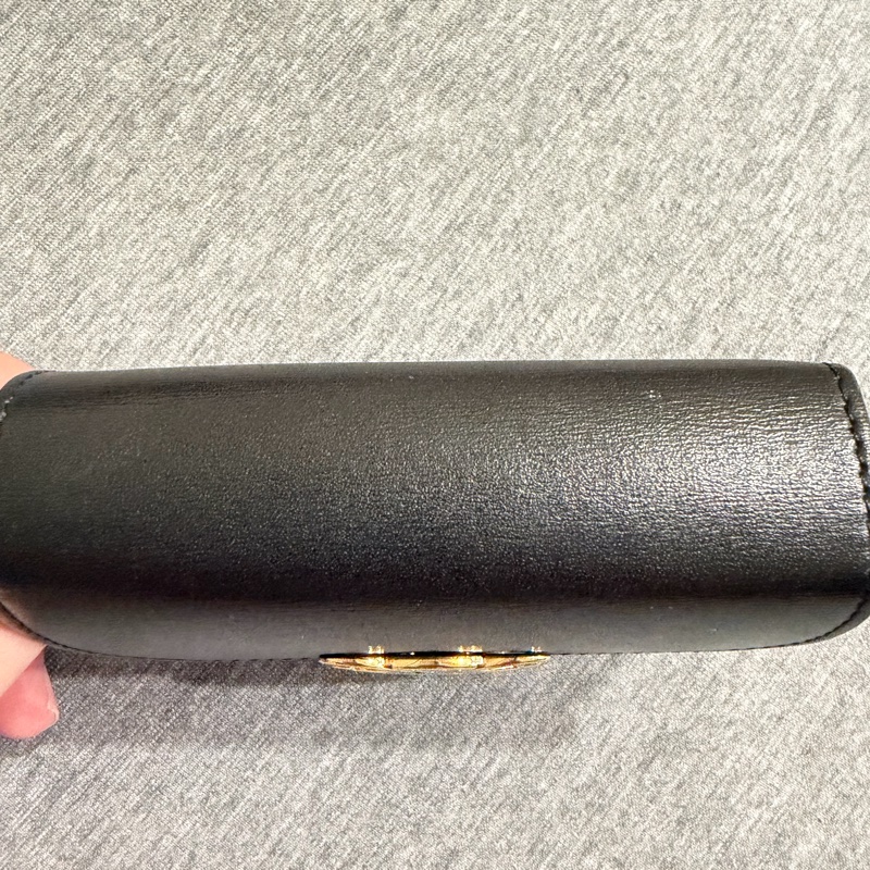 CELINE黑色牛皮短夾-1