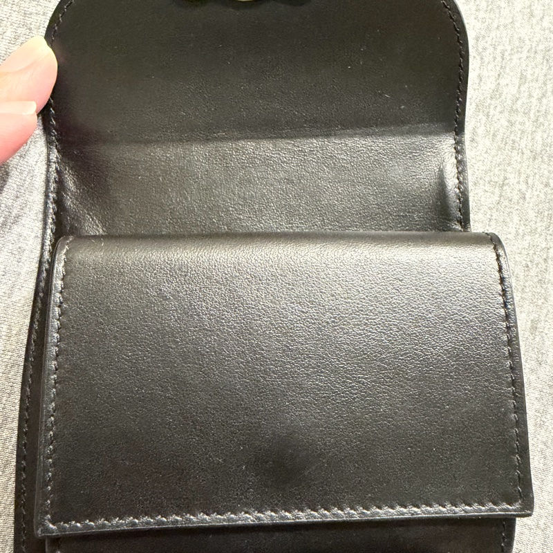 CELINE黑色牛皮短夾-5