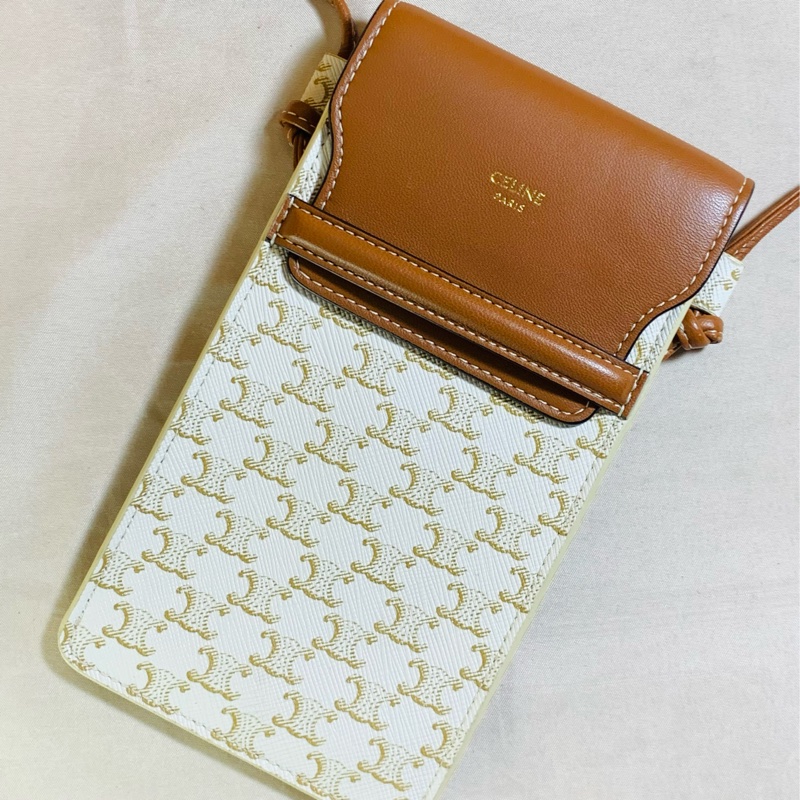 ✨經典不敗 Celine 思琳 滿版老花 手機包 斜背小包-2