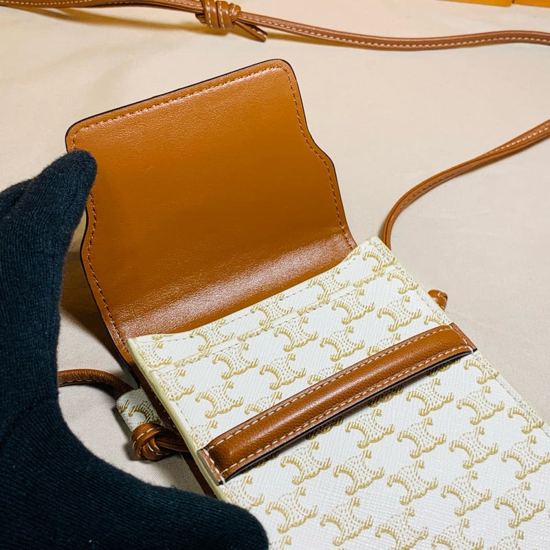 ✨經典不敗 Celine 思琳 滿版老花 手機包 斜背小包-4