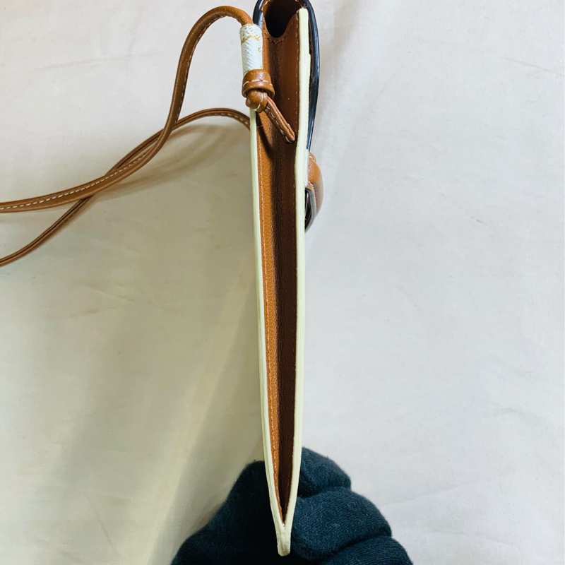 ✨經典不敗 Celine 思琳 滿版老花 手機包 斜背小包-8