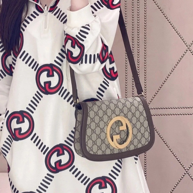 99新🈶購證😍Gucci古馳Blondie系列GG supreme帆布斜挎單肩包-0