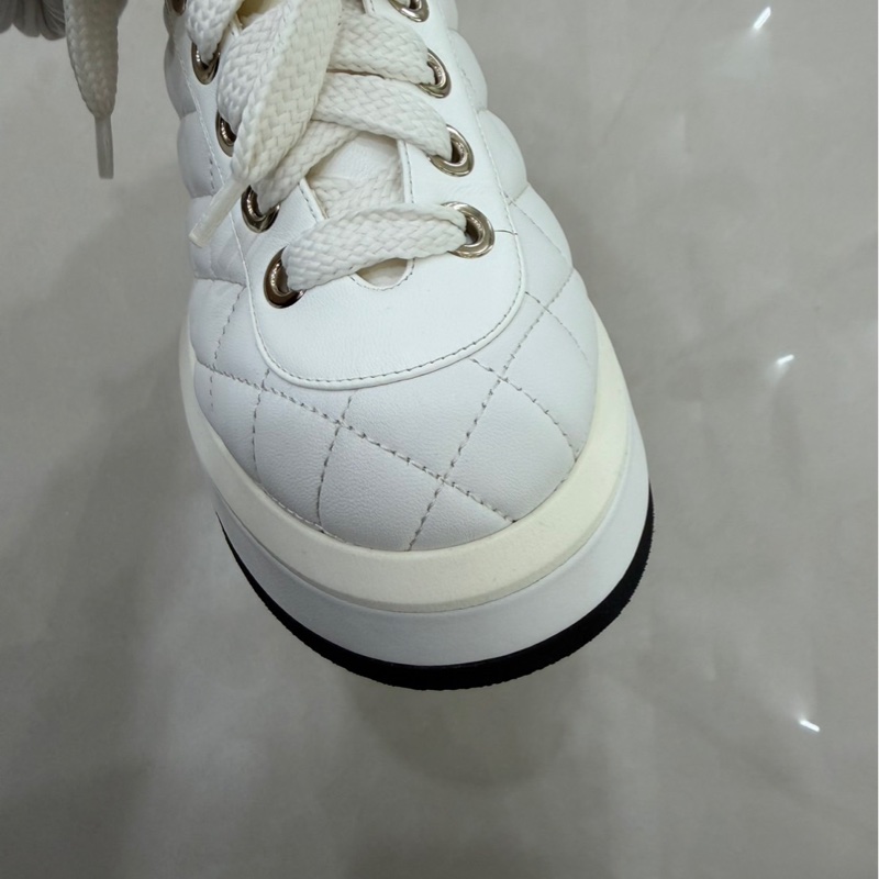 Chanel香奈兒24P白色厚底鞋胖胖鞋-17