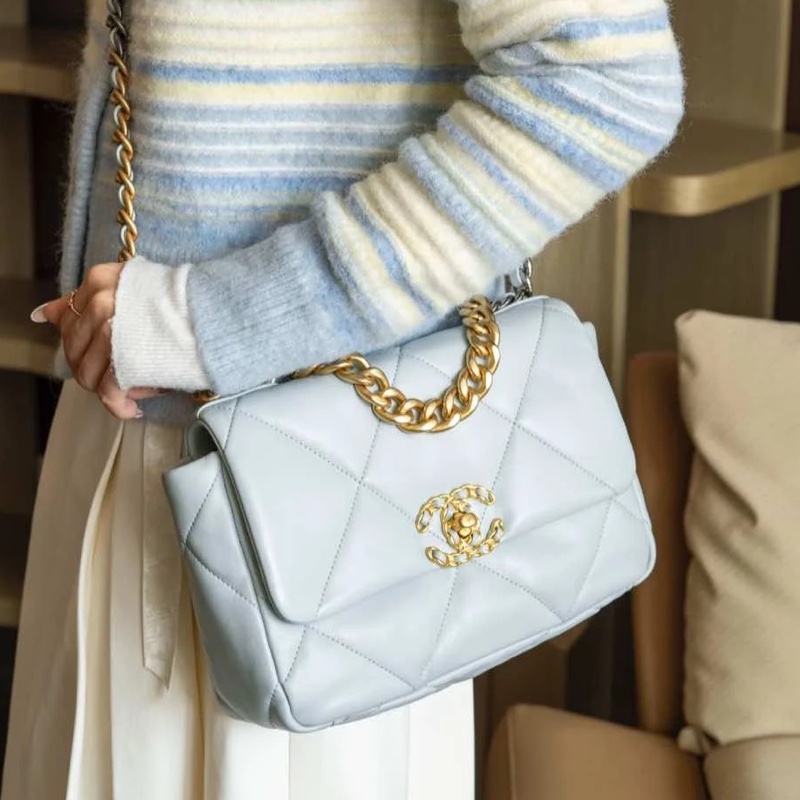 奶fufu❄️少女感十足😍Chanel天空嬰兒藍鏈條19bag口蓋包單肩斜挎包-2