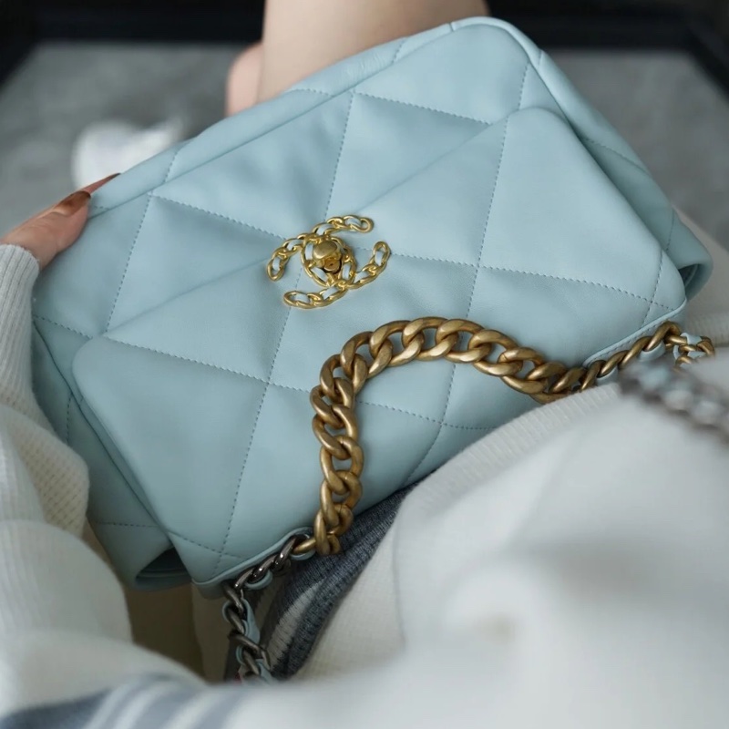 奶fufu❄️少女感十足😍Chanel天空嬰兒藍鏈條19bag口蓋包單肩斜挎包-3