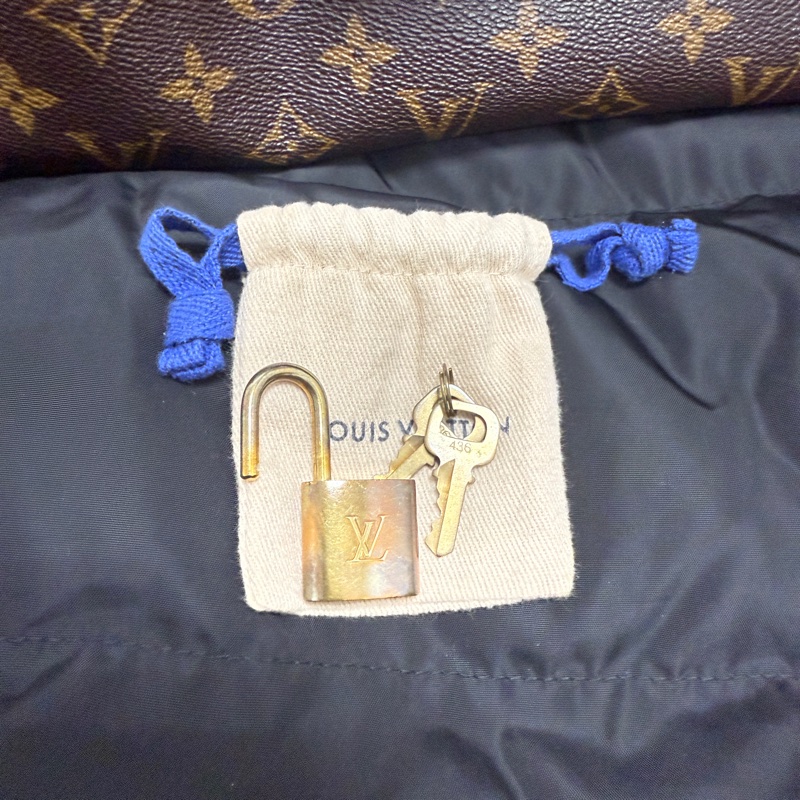 LOUIS VUITTON Speedy25-30