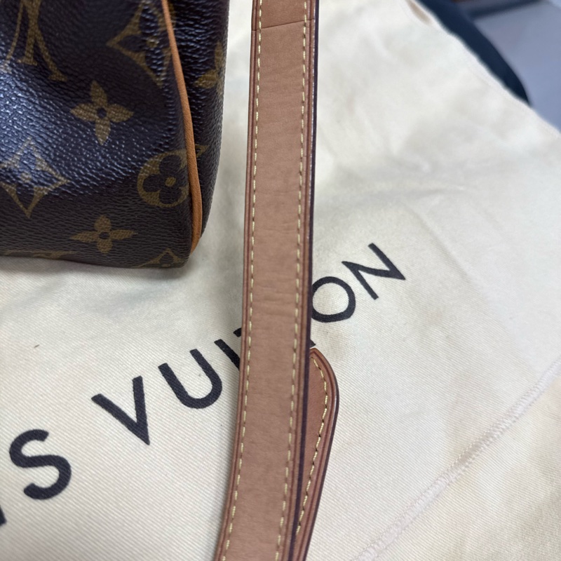 LOUIS VUITTON Speedy25-42