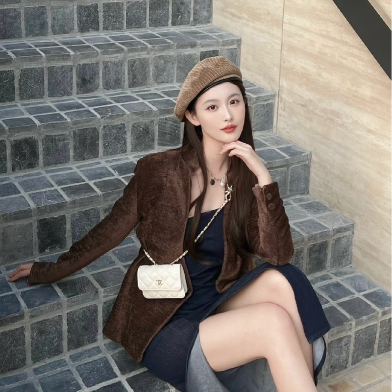 Chanel香奈兒蝴蝶結 鏈條腰包 白色 金釦-1