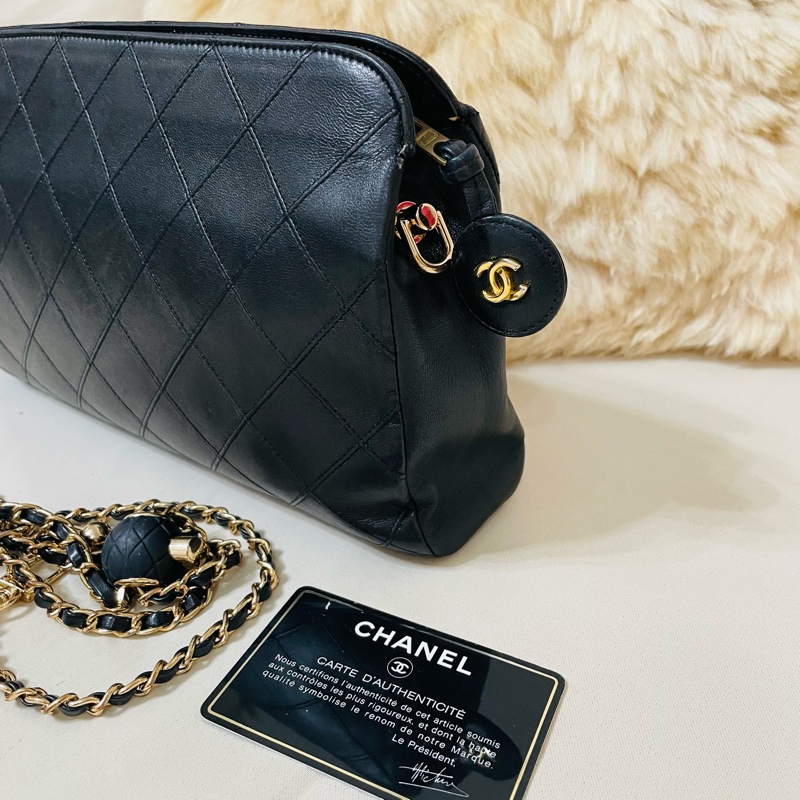 Chanel 老香手拿包-3