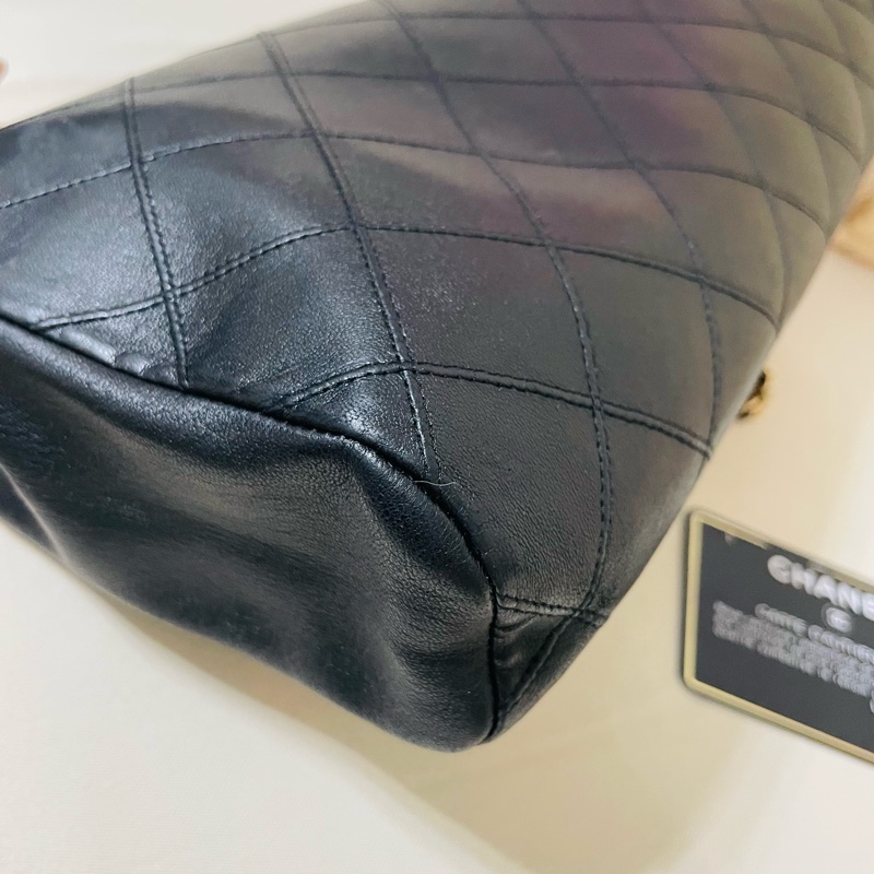 Chanel 老香手拿包-10