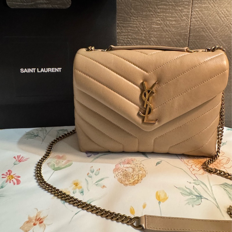 🇫🇷YSL LouLou✨系列 Small Taupe 絕美玫瑰奶茶小號灰褐色99新-0