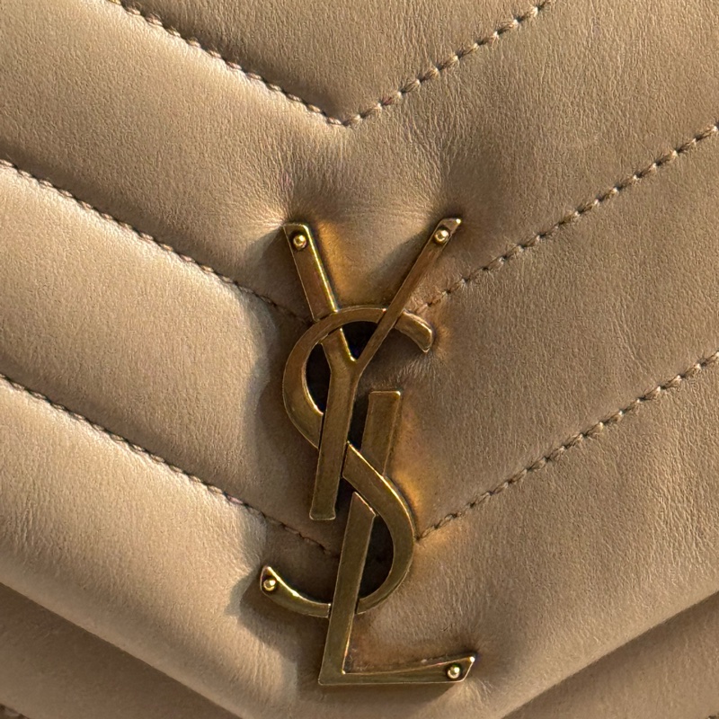 🇫🇷YSL LouLou✨系列 Small Taupe 絕美玫瑰奶茶小號灰褐色99新-2
