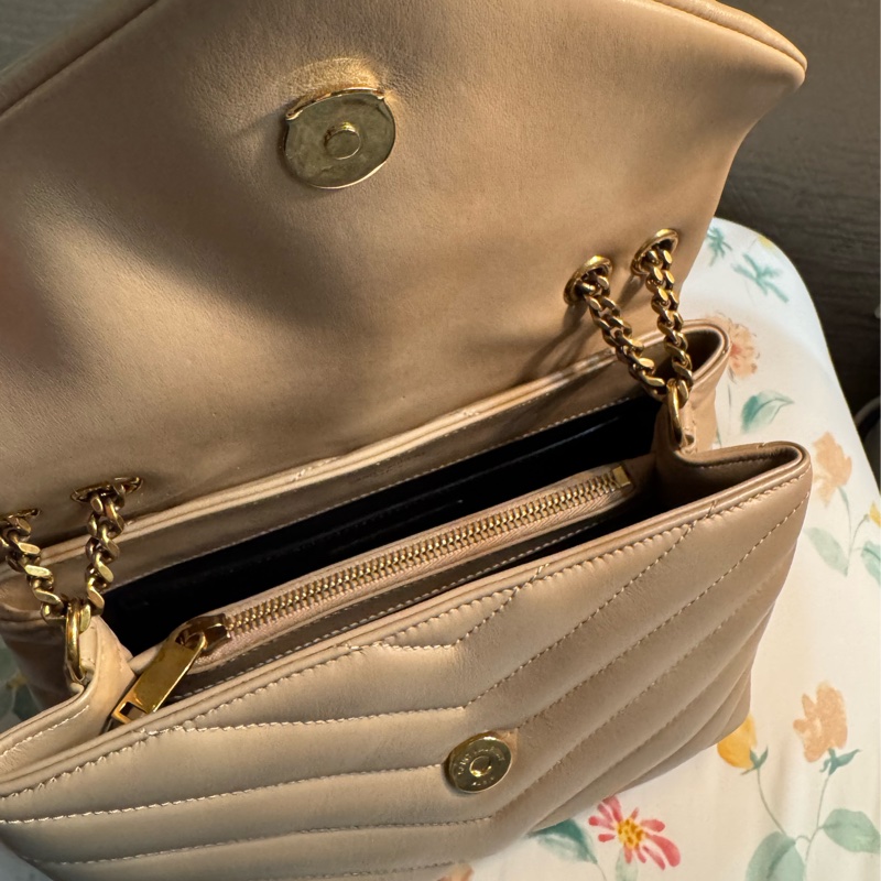 🇫🇷YSL LouLou✨系列 Small Taupe 絕美玫瑰奶茶小號灰褐色99新-3