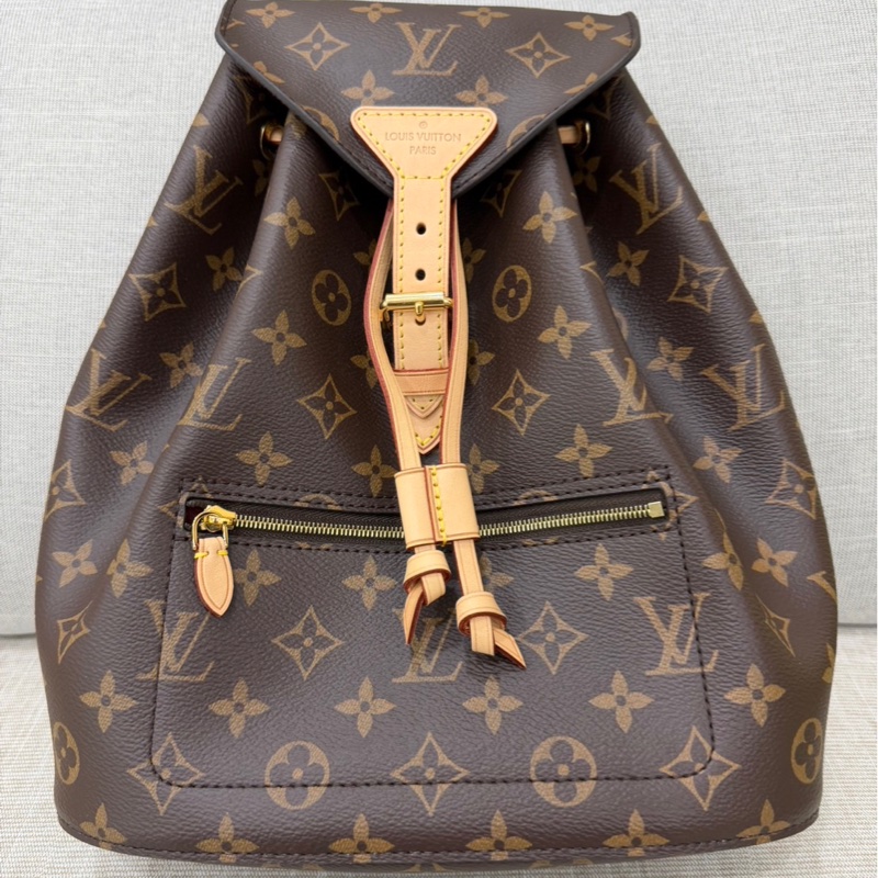LV M43431 MONTSOURIS花紋LOGO Monogram帆布扣式後背包-5