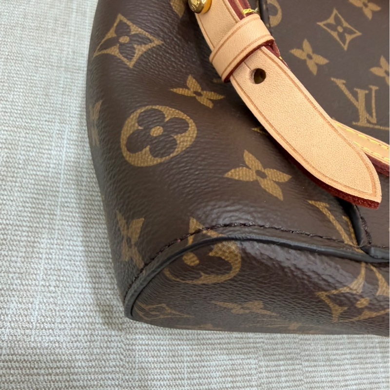 LV M43431 MONTSOURIS花紋LOGO Monogram帆布扣式後背包-12