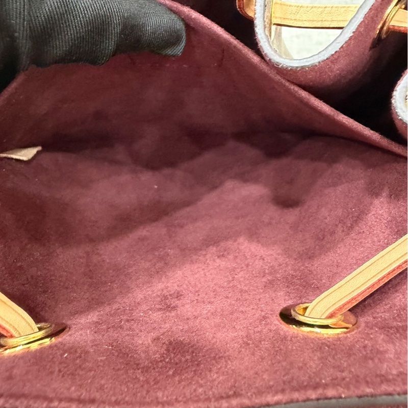 LV M43431 MONTSOURIS花紋LOGO Monogram帆布扣式後背包-21