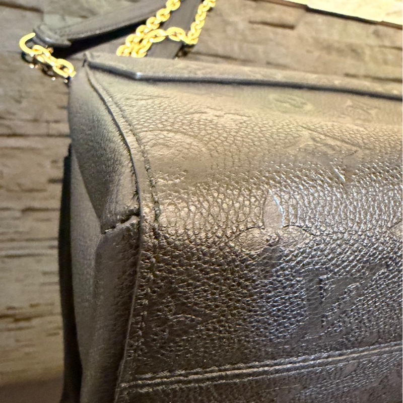 LV Vavin 全皮壓紋鏈條包 肩背包 斜背包-12