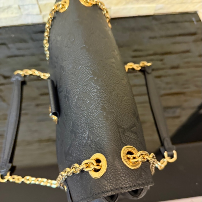 LV Vavin 全皮壓紋鏈條包 肩背包 斜背包-14