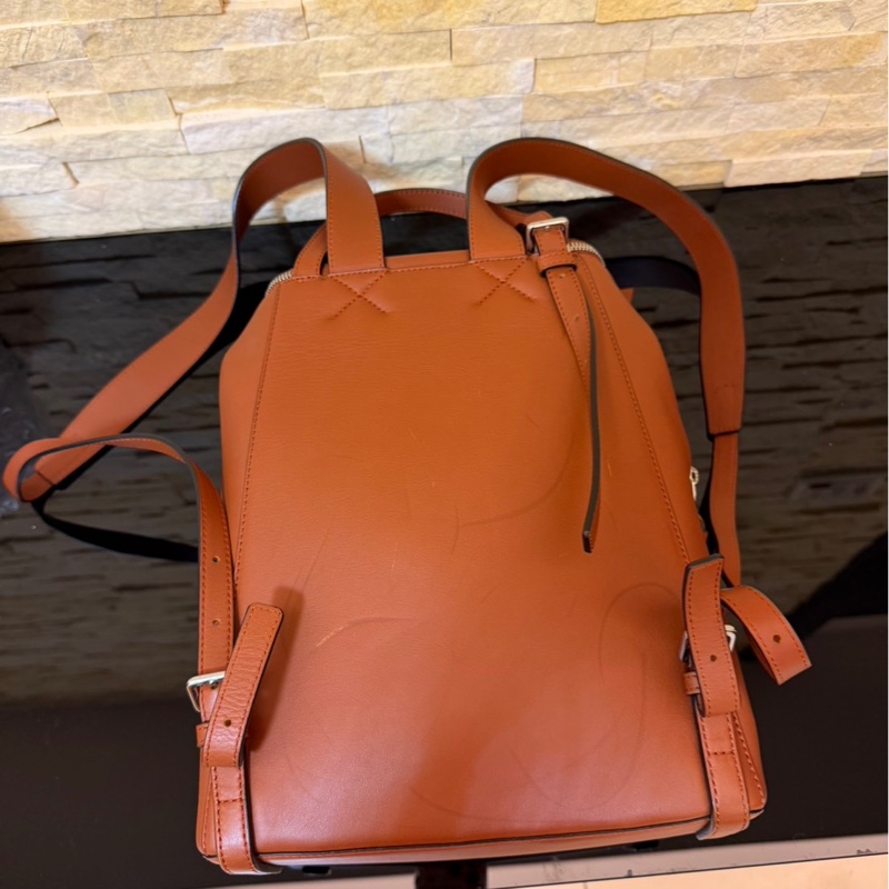 Loewe羅意威橘棕色雙肩包-4