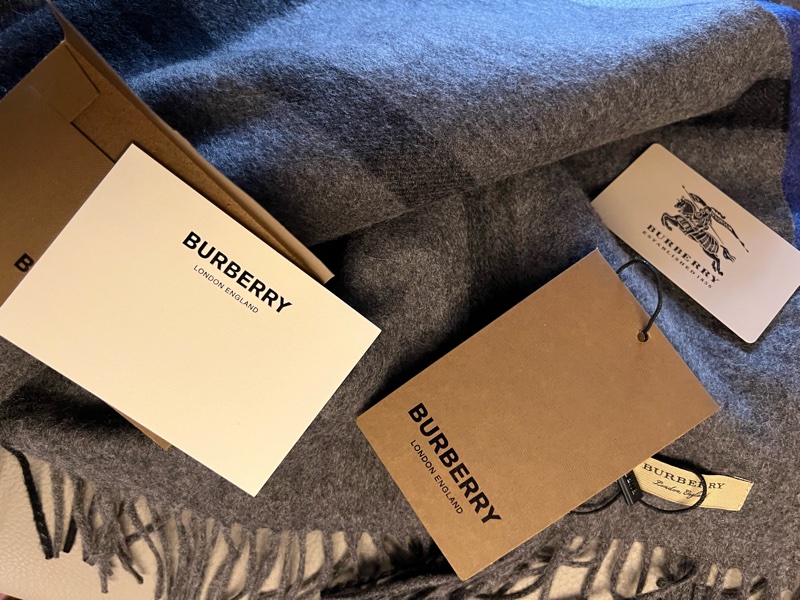 Burberry Wide Check Cashmere Scarf 寬版格紋喀什米爾圍巾-4
