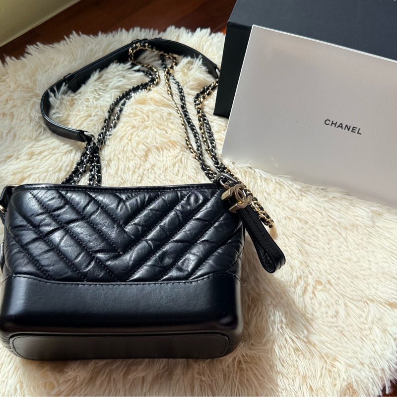 Chanel V紋黑色流浪包-2