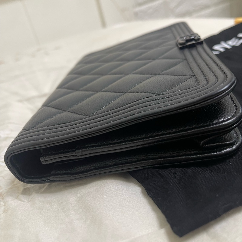 CHANEL BOY WOC 19-28