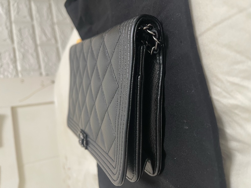 CHANEL BOY WOC 19-36