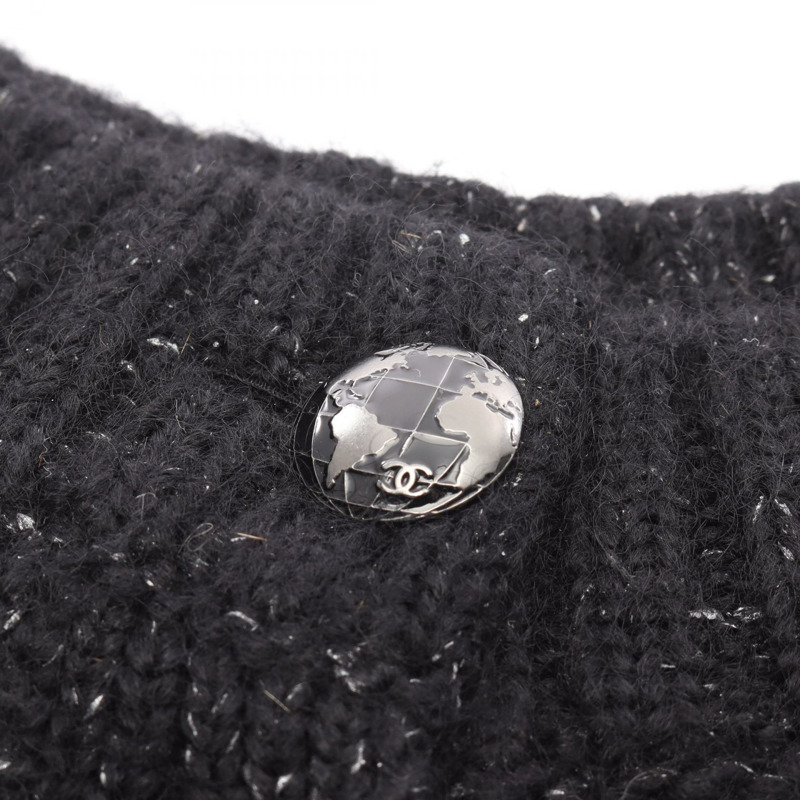 香奈兒 COCO 標誌紐扣針織衫 P47245 羊絨 Moheya 黑色二手女裝 #38-4