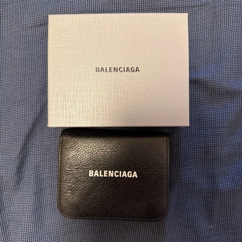 巴黎世家男用短夾