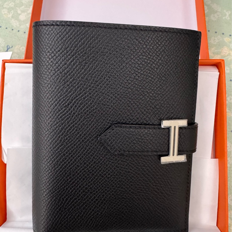 Hermes黑銀短夾(最搶手的款式)-0