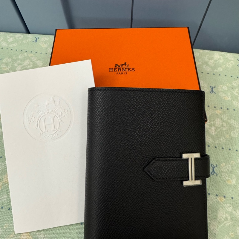 Hermes黑銀短夾(最搶手的款式)-11