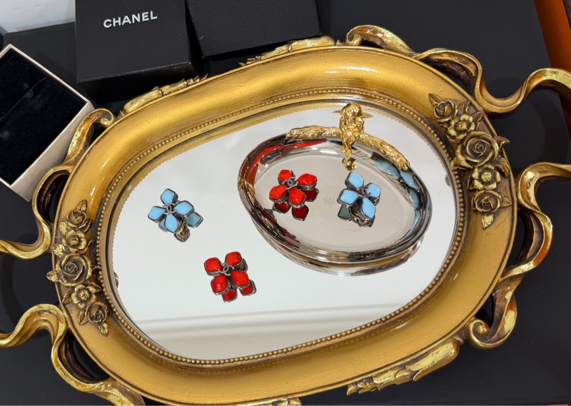 chanel vintage 紅琉璃 藍琉璃 四葉草 寶石 夾式耳環 耳夾 耳環-5