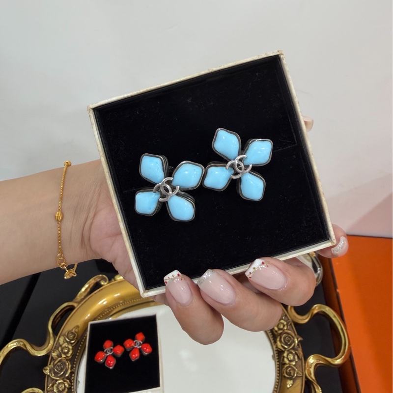 chanel vintage 紅琉璃 藍琉璃 四葉草 寶石 夾式耳環 耳夾 耳環-8