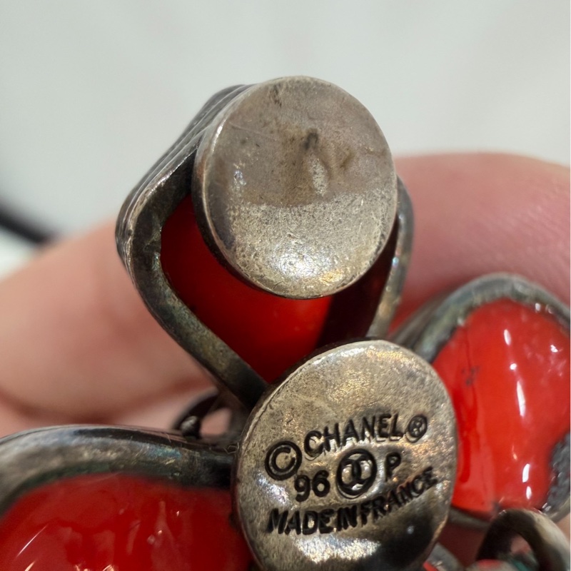 chanel vintage 紅琉璃 藍琉璃 四葉草 寶石 夾式耳環 耳夾 耳環-9