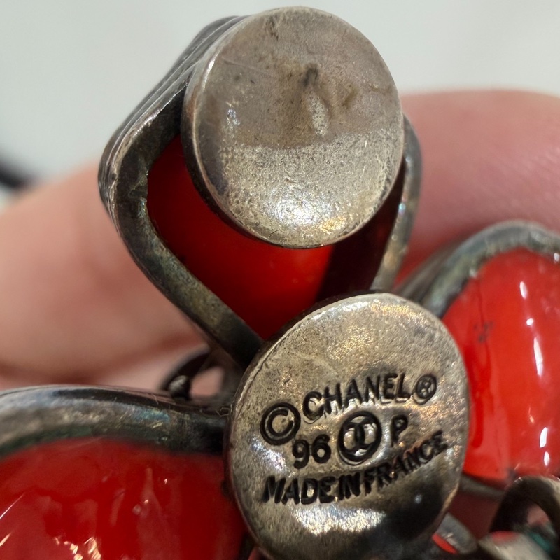 chanel vintage 紅琉璃 藍琉璃 四葉草 寶石 夾式耳環 耳夾 耳環-14