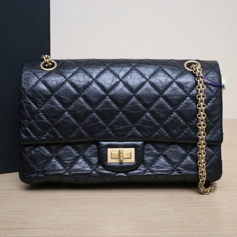 CHANEL 2.55口蓋包小號24黑色牛皮25開金扣肩背包