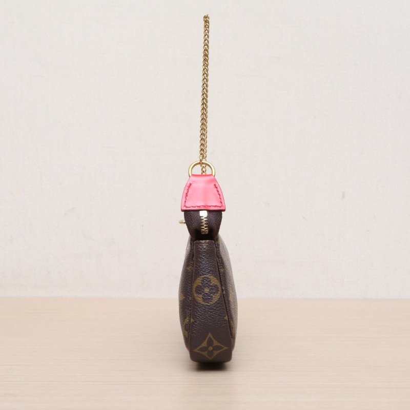 LOUIS VUITTON PochetteAccessoiresMini小麻將包老花PVC202019聖誕肩背包-3