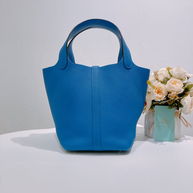 TW4577 Hermes 愛馬仕菜籃子 琉璃藍 銀扣 皮部位極新 Picotin 18 TC-1