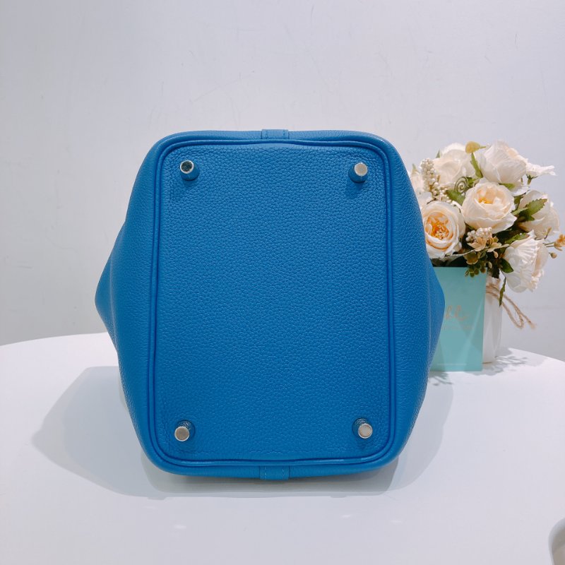 TW4577 Hermes 愛馬仕菜籃子 琉璃藍 銀扣 皮部位極新 Picotin 18 TC-4