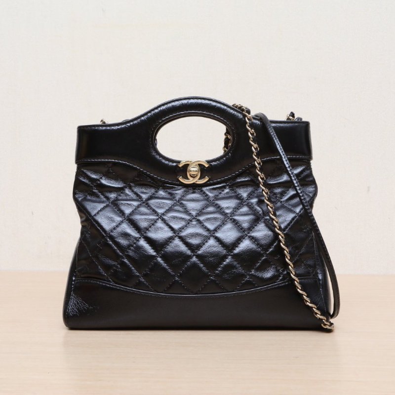 CHANEL 31Bag24B/23*22黑色羊皮晶片開金扣肩背包-1