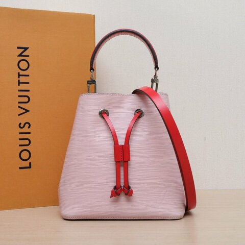 LOUIS VUITTON NÉONOÉ水桶包BB20粉色EPI水波紋牛皮銀扣2019肩背包