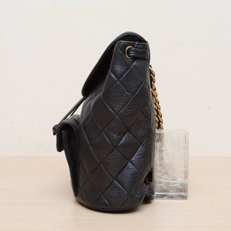 CHANEL 中古黑金羊Duma雙肩包黑色羊皮3開金扣肩背包-4