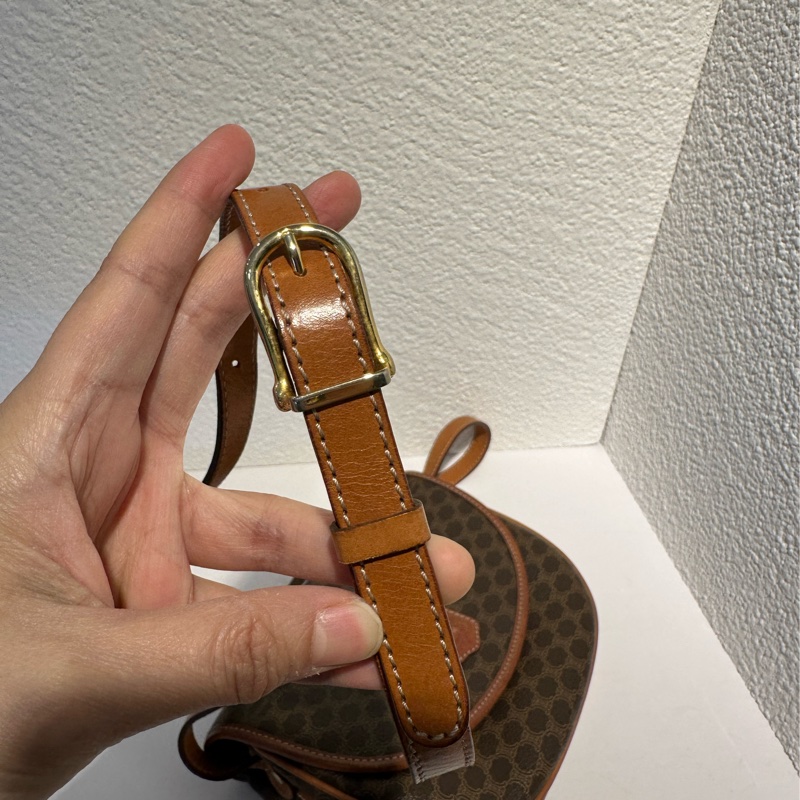 Celine vintage斜背包-10