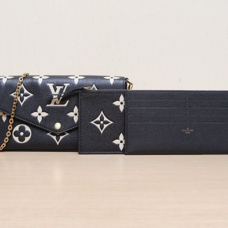 LOUIS VUITTON POCHETTEFELICIE三合一鏈條包黑色牛皮晶片肩背包-1